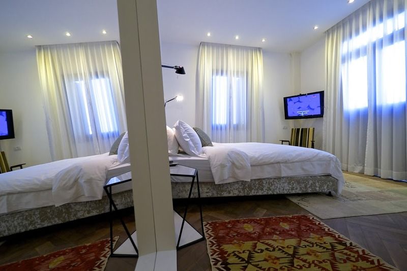 Villa Rothschild By Zvieli Hotels Tel Aviv Exteriör bild